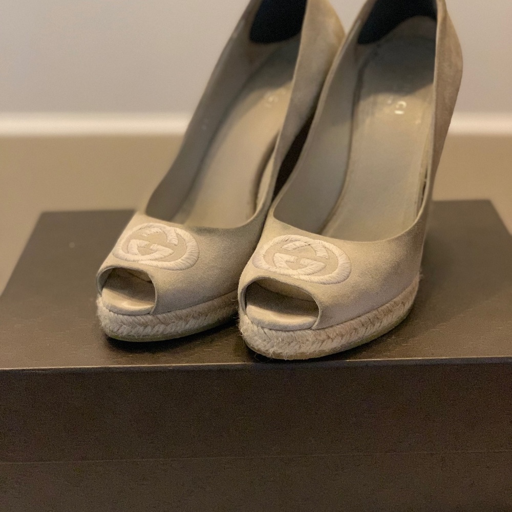 Gucci suede espadrilles